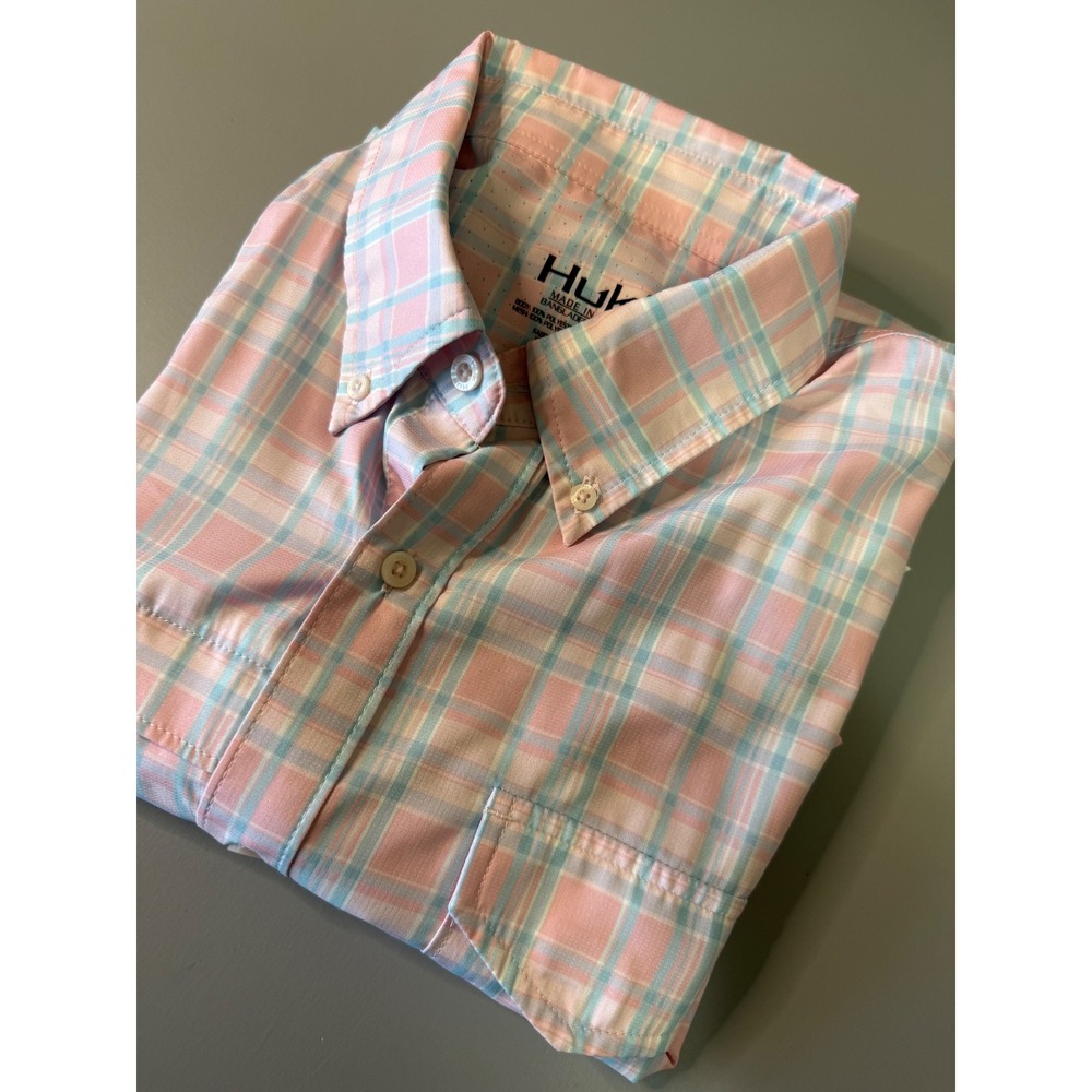 Huk Mens XL Short Sleeve Fishing Shirt Pink Blue Plaid Vented Button Down Pocket
